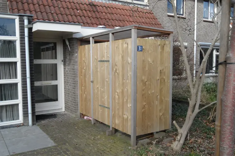 Schuurtje met houten afwerking